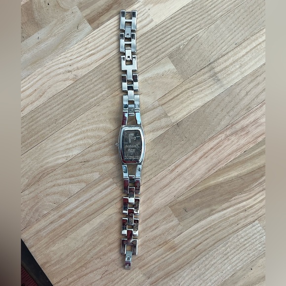 Fossil Ladies Watch Metallic Green Dial Stainless Steel Bracelet F2 - Picture 7 of 9